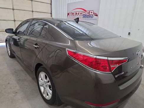 Used 2013 Kia Optima EX w/ Premium Pkg image 10