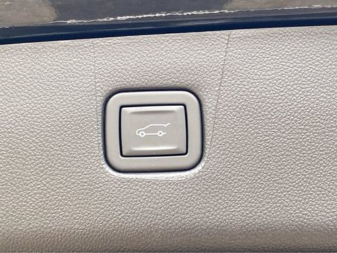 New 2024 Chevrolet Blazer LT w/ Sound & Technology Package AWD/4WD image 32