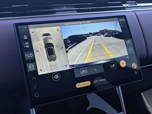 New 2025 Land Rover Range Rover SE image 14