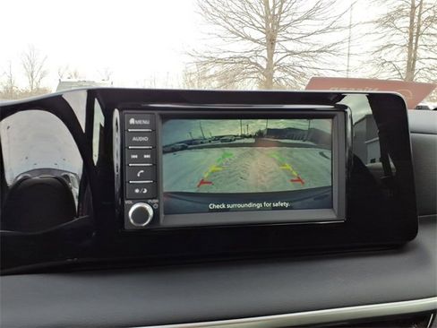 Certified 2025 Nissan Kicks S image 12