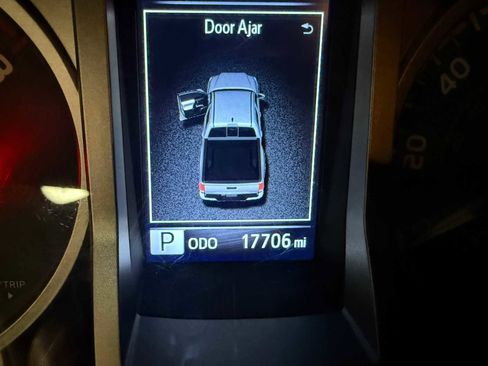 Used 2023 Toyota Tacoma SR5 w/ Technology Package image 35