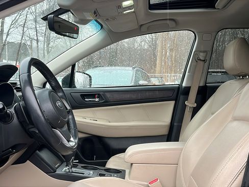 Used 2019 Subaru Outback 2.5i Limited image 12
