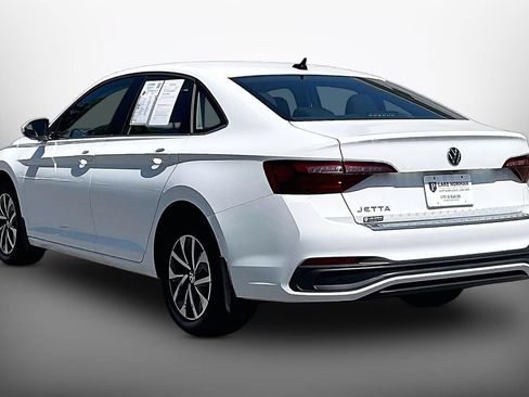 Used 2024 Volkswagen Jetta S FWD image 6