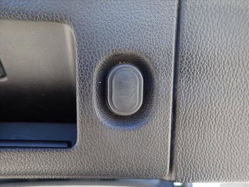 Used 2020 Cadillac Escalade Luxury AWD/4WD image 9