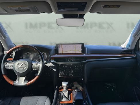 Used 2016 Lexus LX 570 4WD image 16