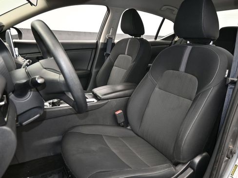 Used 2023 Nissan Sentra SV image 10