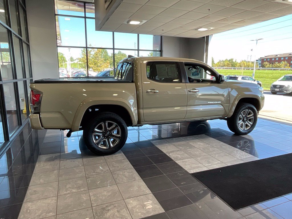Used 2019 Toyota Tacoma Limited AWD/4WD image 6