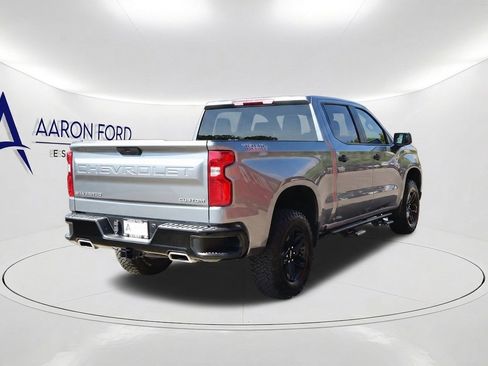 Used 2021 Chevrolet Silverado 1500 Custom Trail Boss w/ Safety Confidence Package AWD/4WD image 4