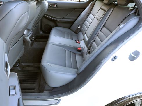 Used 2023 Lexus IS 350 F Sport w/ Navigation Package image 21