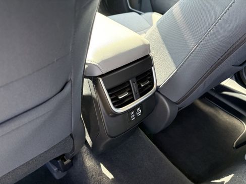 Certified 2025 Subaru Outback Premium AWD/4WD image 31