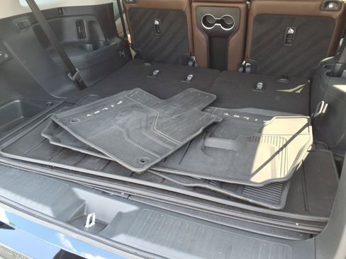 Used 2025 Honda Pilot Elite image 18