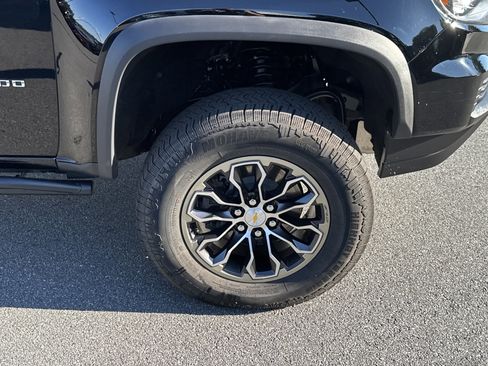 Used 2022 Chevrolet Colorado ZR2 image 11