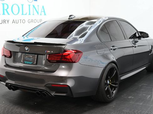 Used 2018 BMW M3 RWD image 3