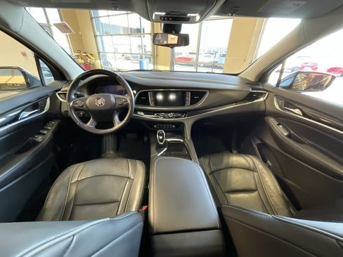 Used 2021 Buick Enclave Avenir w/ Avenir Technology Package image 9