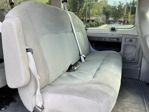 Used 2008 Ford E-350 and Econoline 350 Extended Super Duty image 21