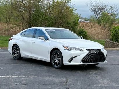 Certified 2024 Lexus ES 350 w/ Premium Package