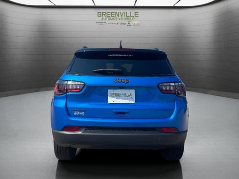 Used 2026 Jeep Compass Limited AWD/4WD image 4