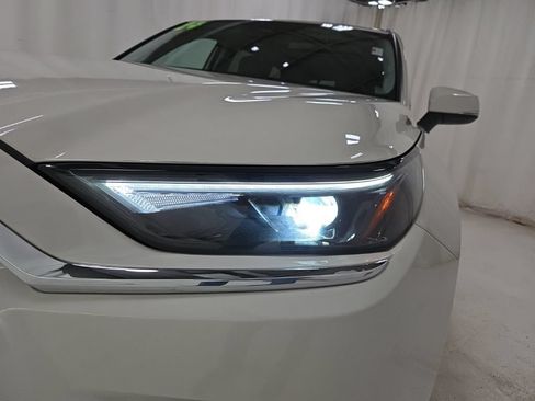 Used 2024 Toyota Grand Highlander AWD image 23