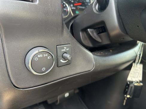 Used 2025 GMC Savana 3500 LT w/ LT Preferred Equipment Group RWD image 22