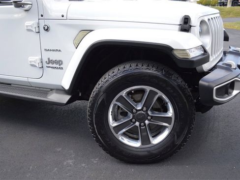 Used 2020 Jeep Wrangler Unlimited Sahara image 3
