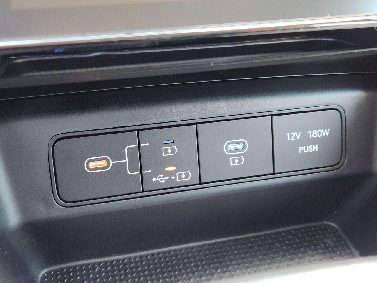 New 2026 Hyundai Tucson SEL Plus FWD image 17