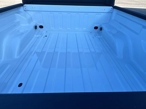 New 2025 Jeep Gladiator Sport image 10