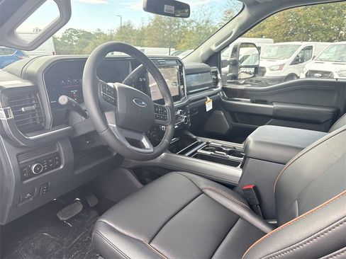 New 2026 Ford F250 Lariat w/ Black Appearance Package image 11