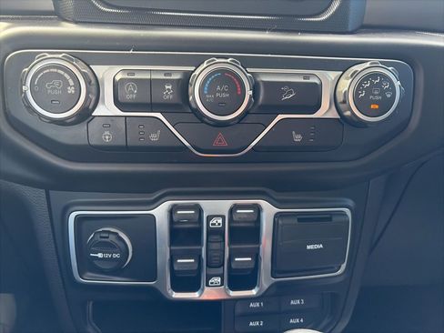 Used 2020 Jeep Wrangler Unlimited Sport S image 19