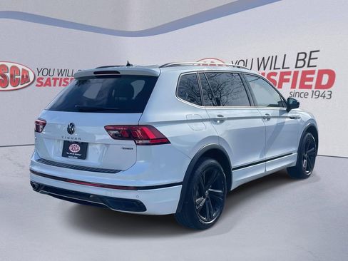 Used 2024 Volkswagen Tiguan SE R-Line image 6