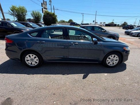 Used 2019 Ford Fusion S FWD image 4