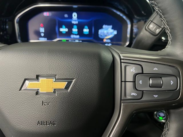 Used 2025 Chevrolet Silverado 3500 High Country w/ High Country Premium Package AWD/4WD image 31