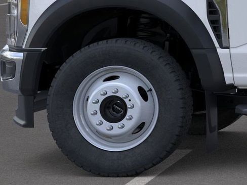 New 2026 Ford F550 4x4 Crew Cab image 22