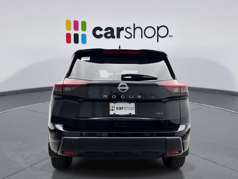 Used 2025 Nissan Rogue S AWD/4WD image 4