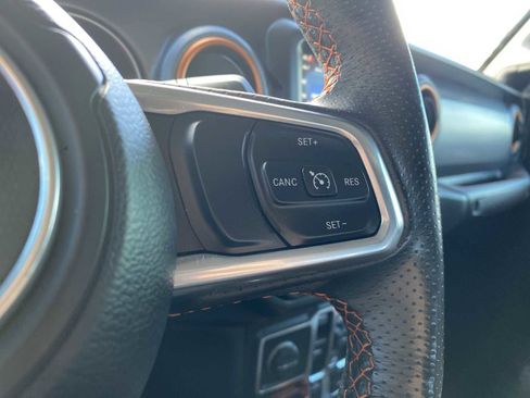 Certified 2021 Jeep Gladiator Mojave w/ LED Lighting Group image 22