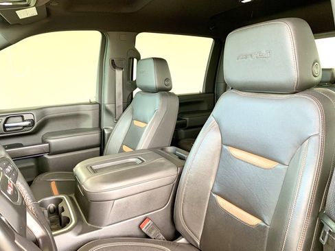 Used 2022 GMC Sierra 2500 AT4 w/ AT4 Preferred Package image 14