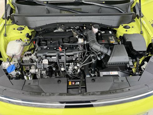 Used 2024 Hyundai Kona Limited FWD image 33