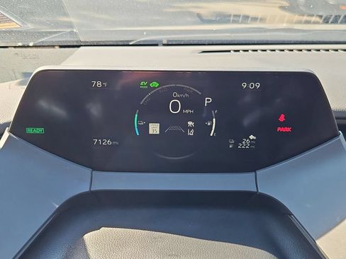 Used 2024 Toyota Prius Prime FWD image 21