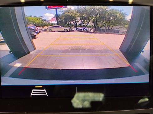 Used 2020 Chevrolet Malibu LS FWD image 15