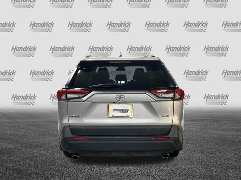 Used 2024 Toyota RAV4 XLE w/ Convenience Package FWD image 9