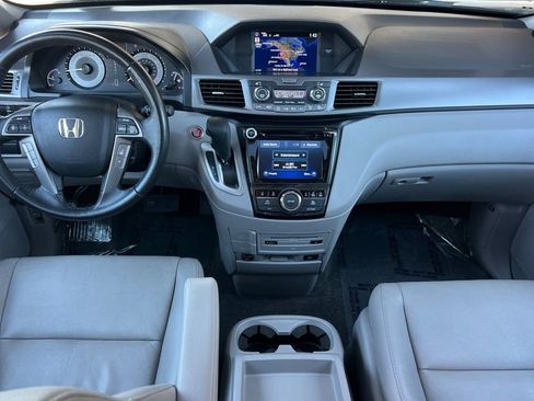 Used 2014 Honda Odyssey Touring Elite image 12