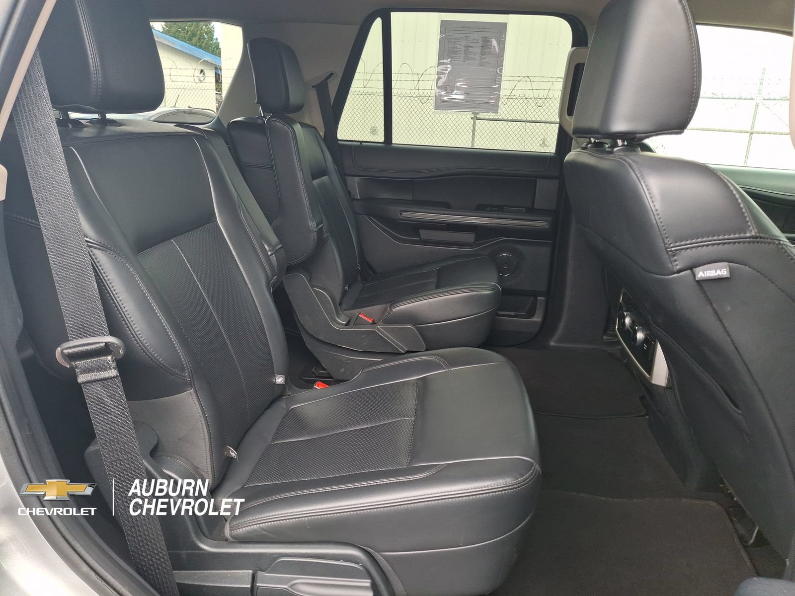 Used 2024 Ford Expedition XLT AWD/4WD image 20