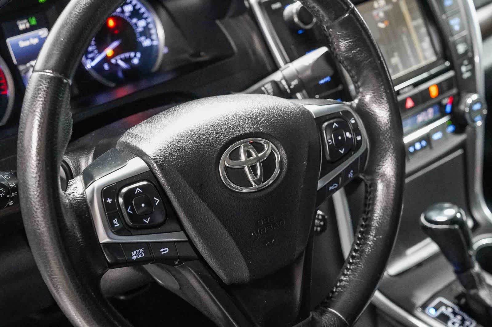 Certified 2016 Toyota Camry XLE w/ Advanced Technology Package FWD image 22