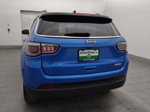 Used 2020 Jeep Compass Latitude FWD image 6