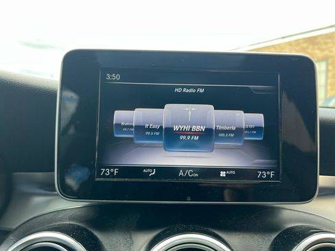 Used 2018 Mercedes-Benz GLC 300 4MATIC w/ AMG Line image 39