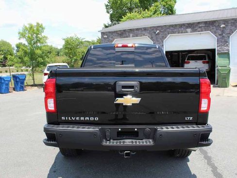 Used 2018 Chevrolet Silverado 1500 LTZ Z71 w/ LTZ Plus Package AWD/4WD image 6
