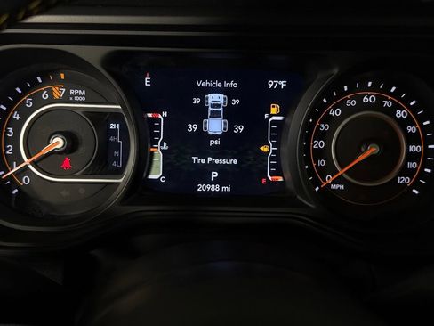 Used 2024 Jeep Gladiator Sport AWD/4WD image 15