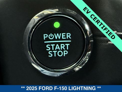 Certified 2025 Ford F150 Lightning Platinum image 33