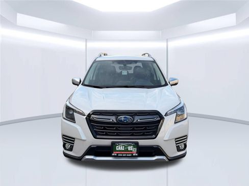 Used 2022 Subaru Forester Touring AWD/4WD image 2