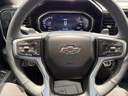 Used 2026 Chevrolet Silverado 1500 LT Trail Boss w/ LT Trail Boss Premium Package AWD/4WD image 34