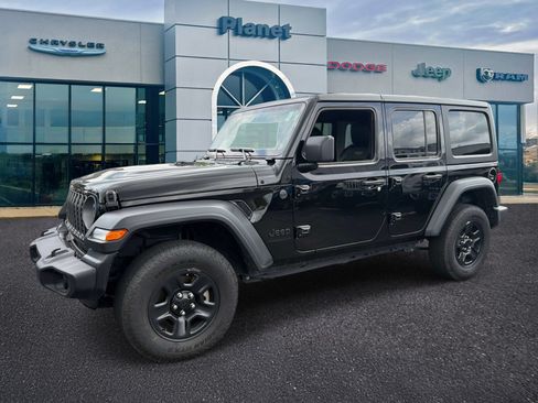 Used 2025 Jeep Wrangler Unlimited Sport AWD/4WD image 4